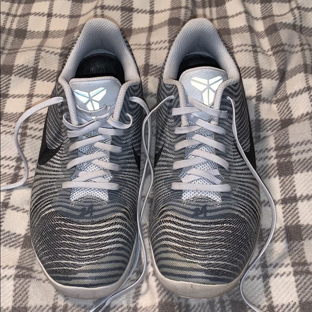 Kobe mamba basketball shoes